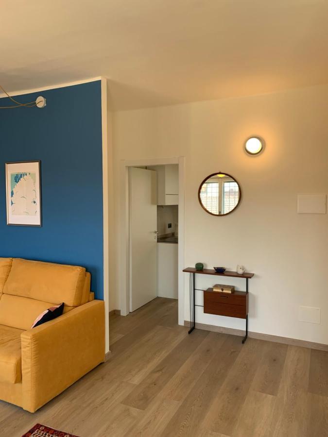 Apartament San Donato District Colourful *